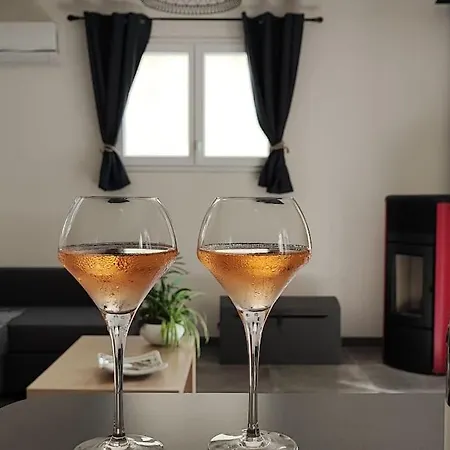 Petit Cocon Appartement Courthézon Buitenkant foto